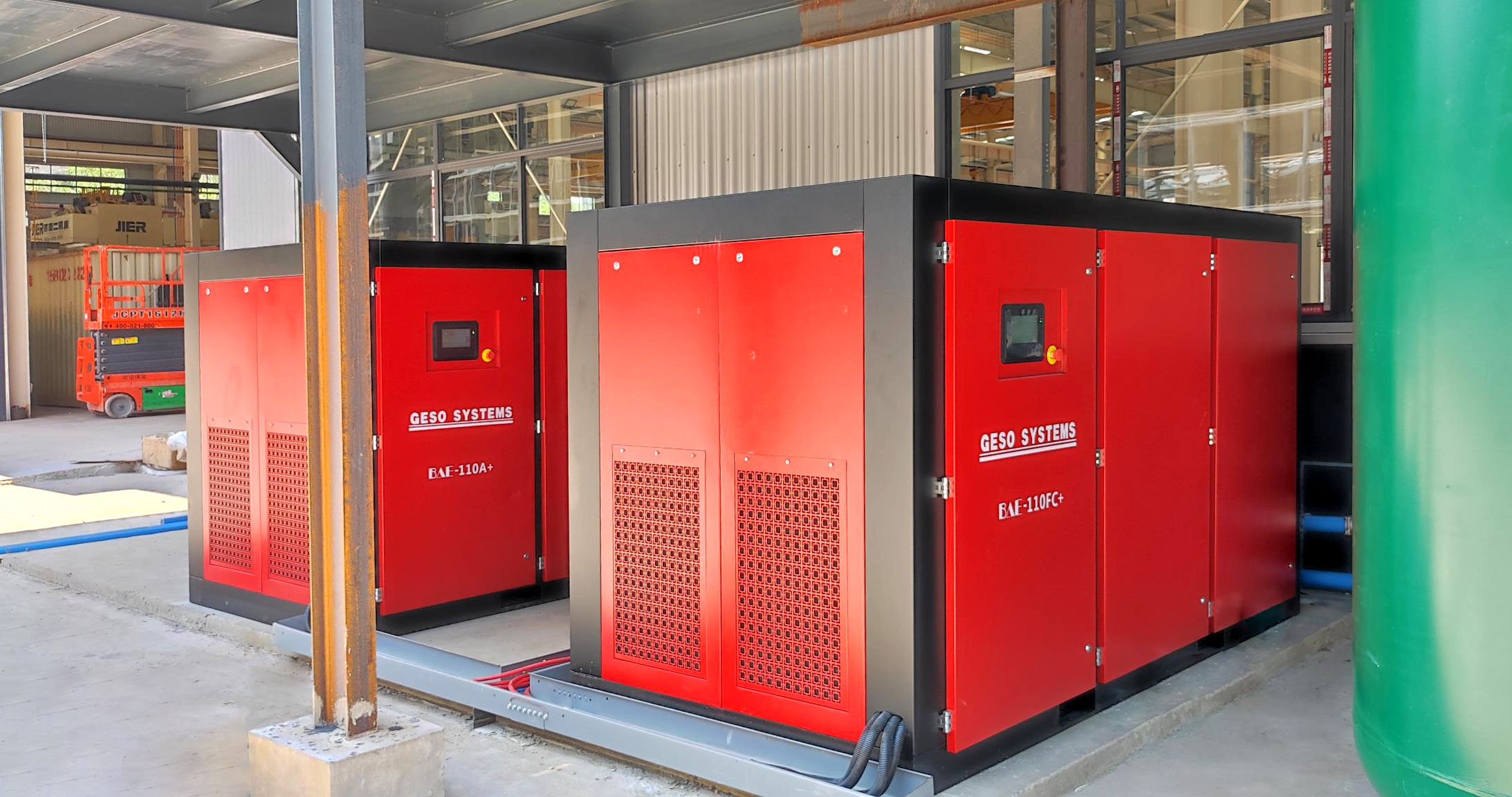 エアコンプレッサーは、石油化学産業が効率的な生産と安全な操業を実現するのに役立ちます。